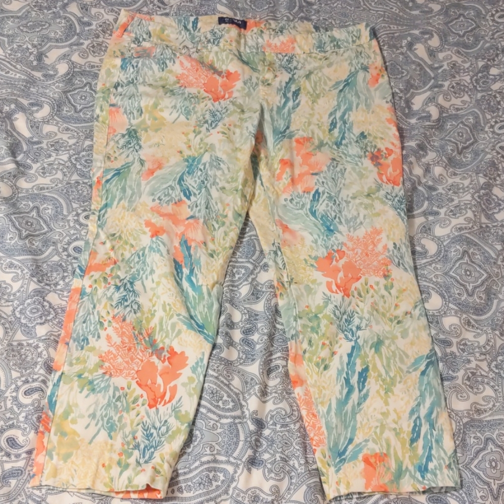 Old Navy pixie mid-rise